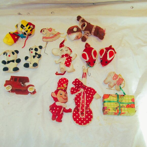 VTG FLOCKED ORNAMENTS, SET OF 12, OLD TYPE ORNAMENTS - Picture 1 of 7